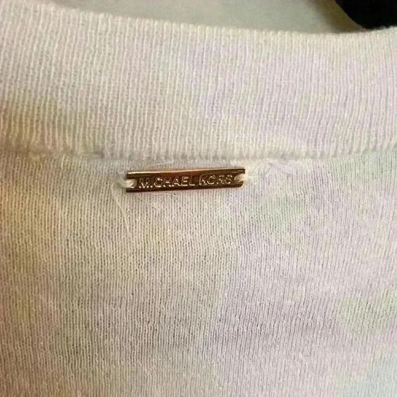 Michael Kors women’s white knit sweater - Picture 4 of 14